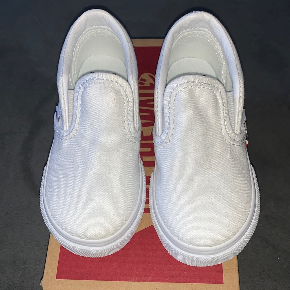 ALL WHITE VANS